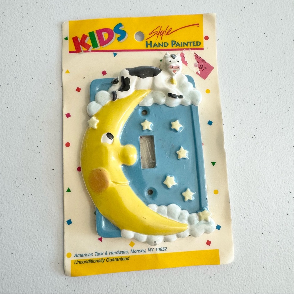 NIP Vintage “Cow Jumped Over the Moon” Nursery Light Switch Cover